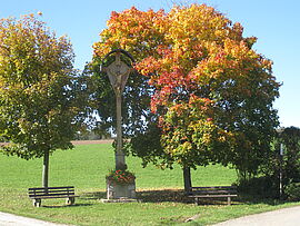 Am Kreuz im Breitfeld Am Kreuz im Breitfeld